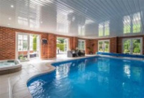 swimming pools near solihull.